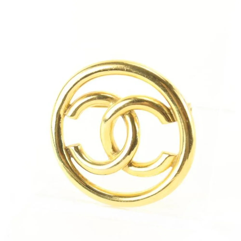 Chanel 93P 24k Gold Plate CC Logo Circle Brooch Pin 31ck824s